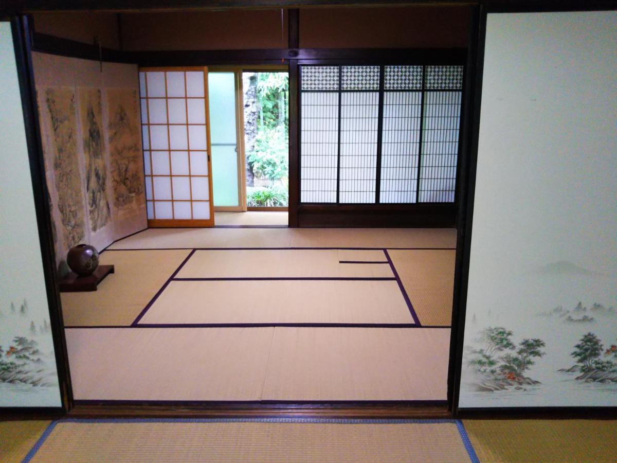 ゲストハウス「古民家の宿梨本軒」 高山村 エクステリア 写真