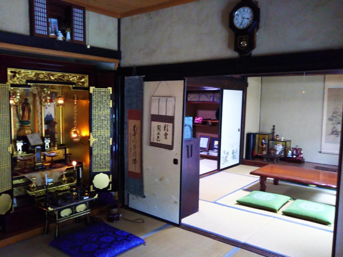 ゲストハウス「古民家の宿梨本軒」 高山村 エクステリア 写真